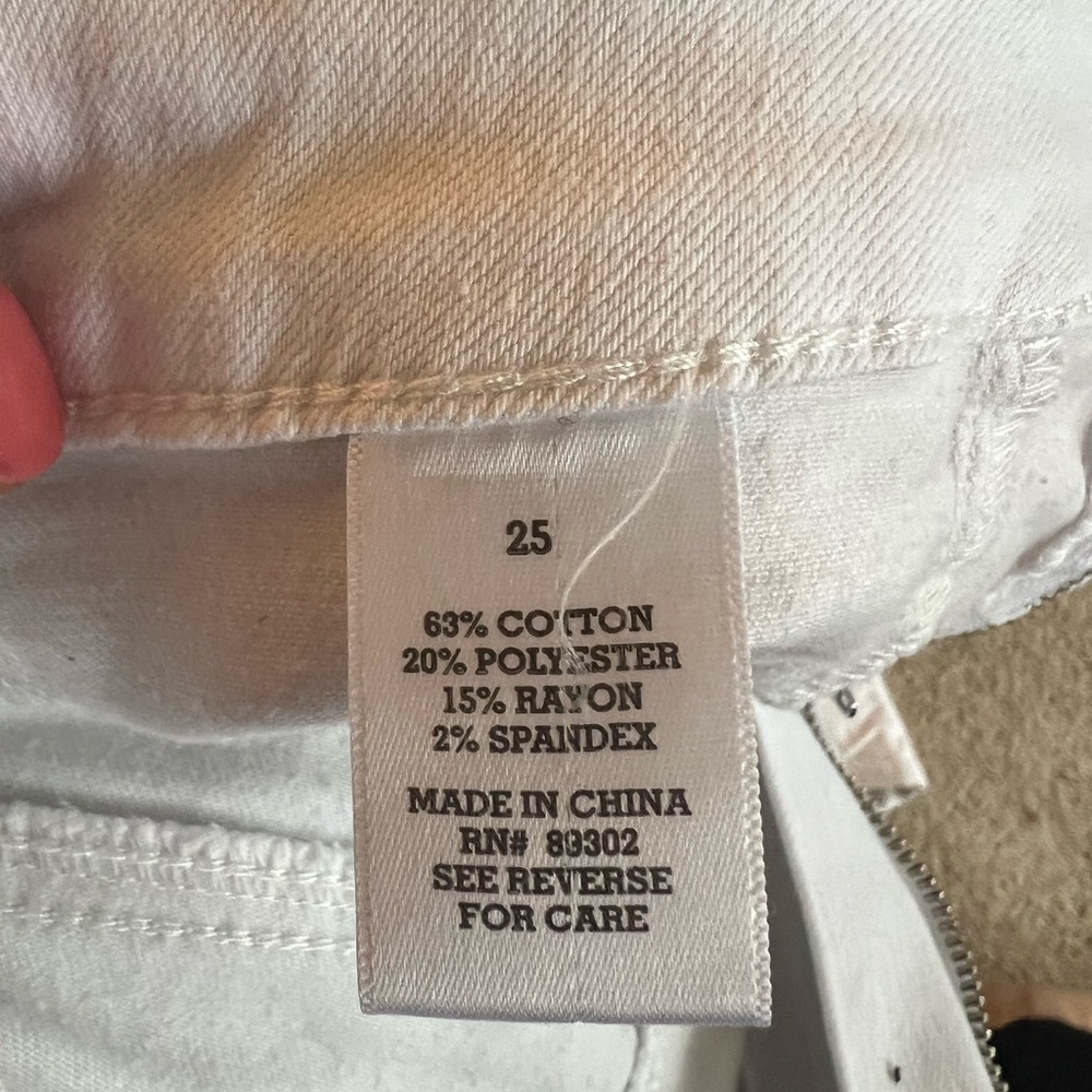 White Denim Stretchy Jeans Altar’d State Mini Flare Size 25. - Picture 6 of 6